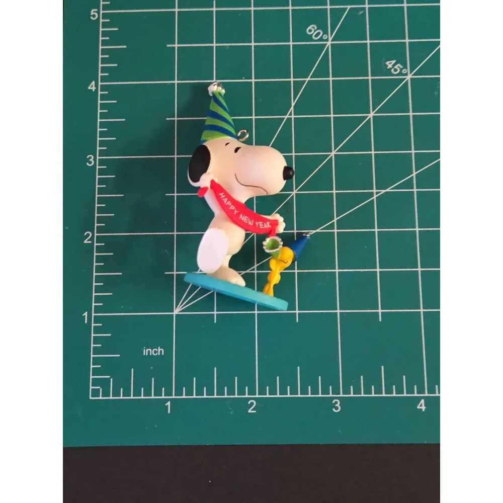 Hallmark Keepsake Ornament 2014 New Year's Celebration Peanuts Snoopy Woodstock